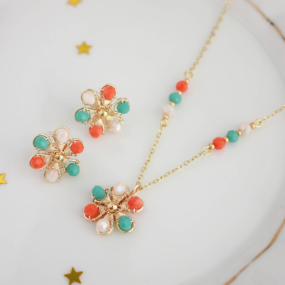 Juego Flor mini - Collar + aros / Turquesa, anaranjado, nude